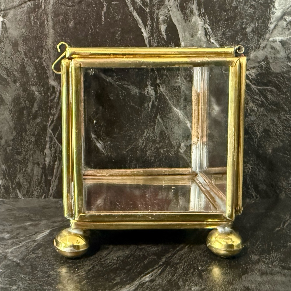 Glass Jewelry Box with Etched Flower on Lid and Mirror Bottom - Picture 7 of 14